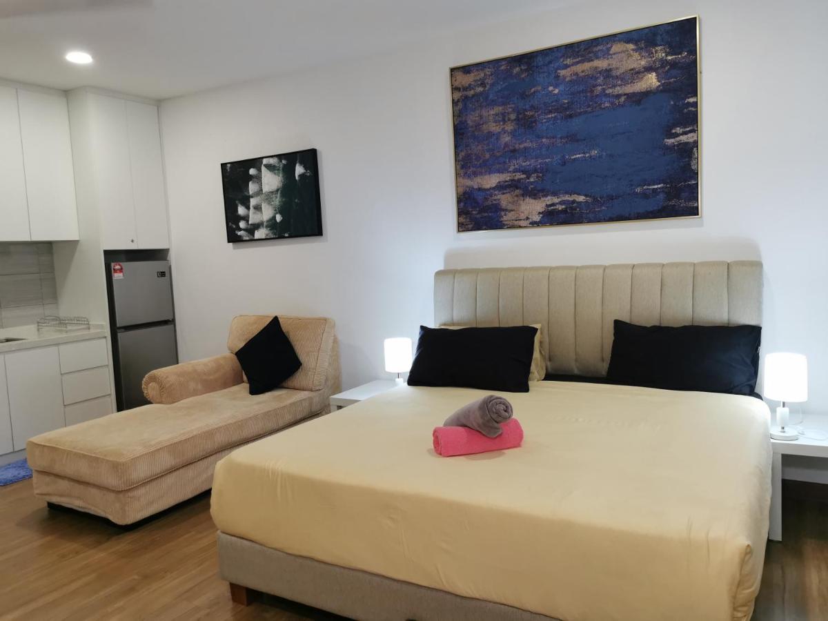 Apple Home 2 At Menara Simfoni, King Size Bed, Cheras, Nexflix, Wifi, Parking Seri Kembangan Esterno foto