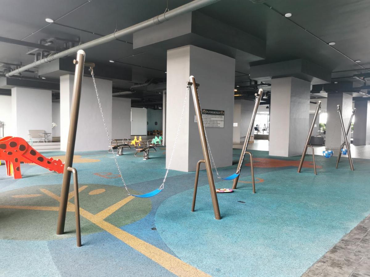 Apple Home 2 At Menara Simfoni, King Size Bed, Cheras, Nexflix, Wifi, Parking Seri Kembangan Esterno foto