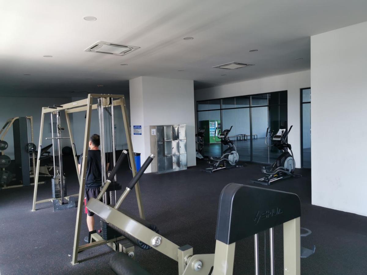 Apple Home 2 At Menara Simfoni, King Size Bed, Cheras, Nexflix, Wifi, Parking Seri Kembangan Esterno foto