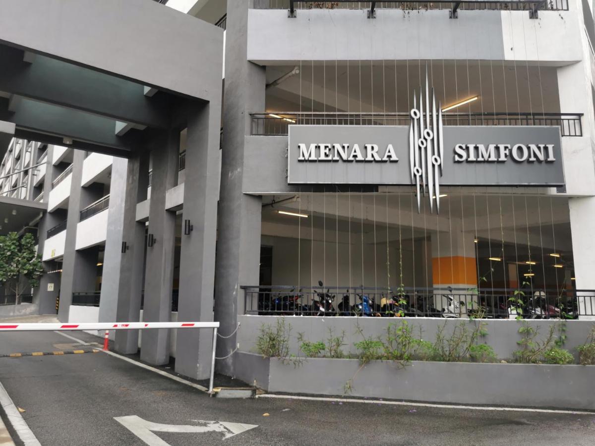 Apple Home 2 At Menara Simfoni, King Size Bed, Cheras, Nexflix, Wifi, Parking Seri Kembangan Esterno foto