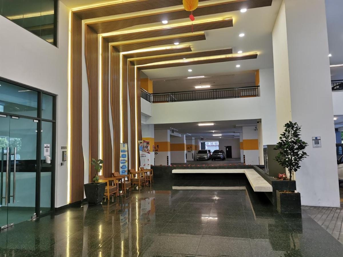 Apple Home 2 At Menara Simfoni, King Size Bed, Cheras, Nexflix, Wifi, Parking Seri Kembangan Esterno foto