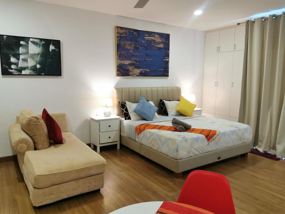 Apple Home 2 At Menara Simfoni, King Size Bed, Cheras, Nexflix, Wifi, Parking Seri Kembangan Esterno foto