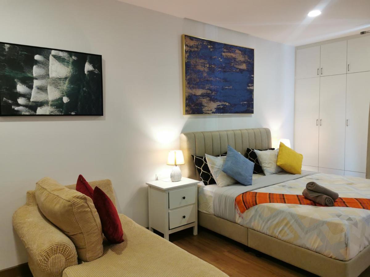 Apple Home 2 At Menara Simfoni, King Size Bed, Cheras, Nexflix, Wifi, Parking Seri Kembangan Esterno foto