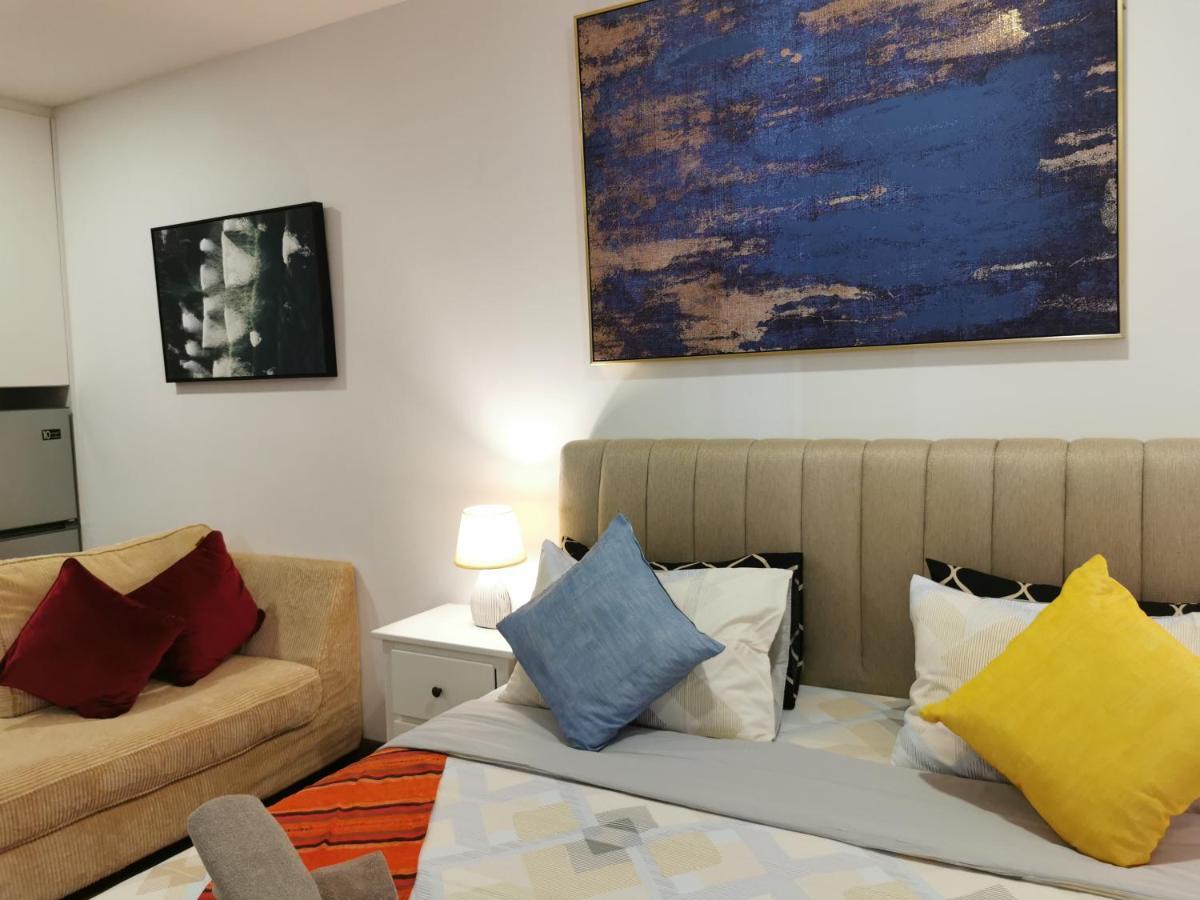 Apple Home 2 At Menara Simfoni, King Size Bed, Cheras, Nexflix, Wifi, Parking Seri Kembangan Esterno foto